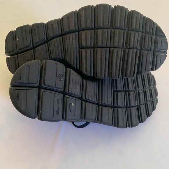 Nike Free Runs 5.0 - Picture 6 of 8